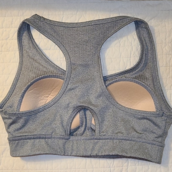 EUC Fila Sport Padded Sports Bra - Picture 4 of 4